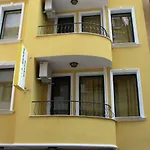 بيت ضيافة Elit 2*
